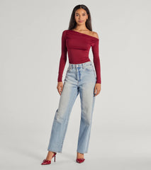 Chic Showstopper Off-The-Shoulder Top