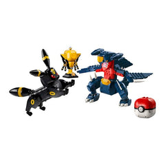 LEGO® Pokémon™ SMART Play™: Umbreon vs. Garchomp Championship Battle